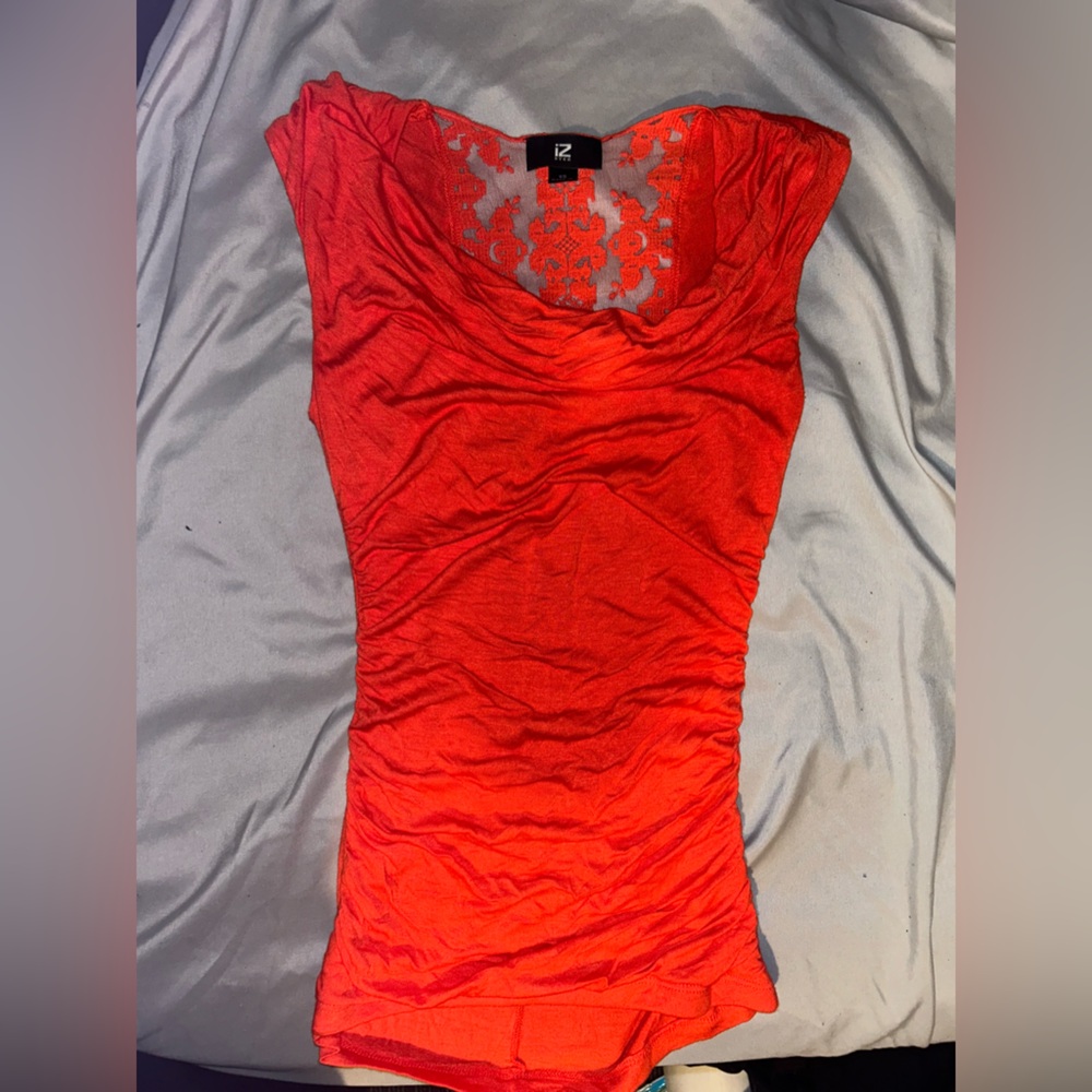 Red women’s top/shirt/blouse